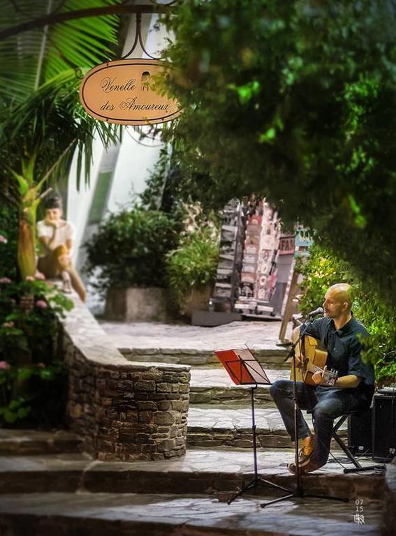 Du Cigalou - Les Collectionneurs Hotel