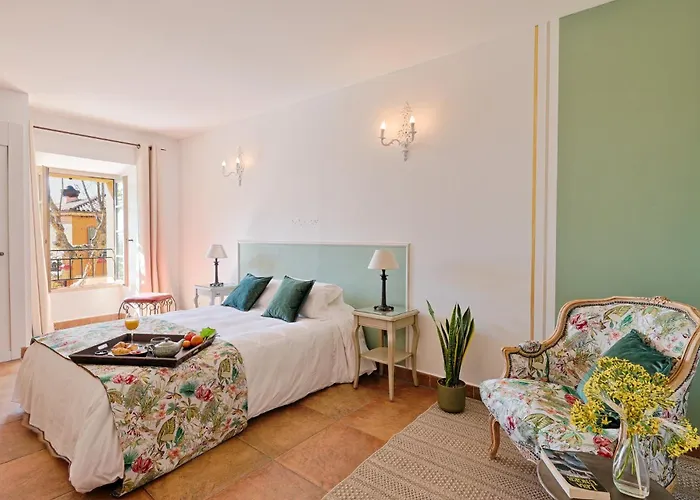 Hostellerie du Cigalou - Les Collectionneurs