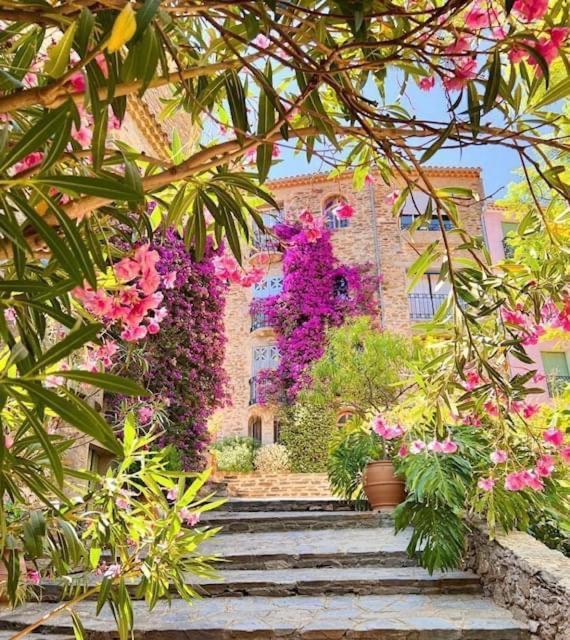 Du Cigalou - Les Collectionneurs Hotel