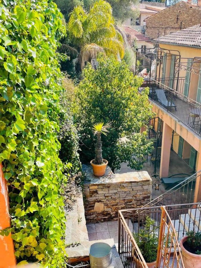 Du Cigalou - Les Collectionneurs 3* Bormes-les-Mimosas