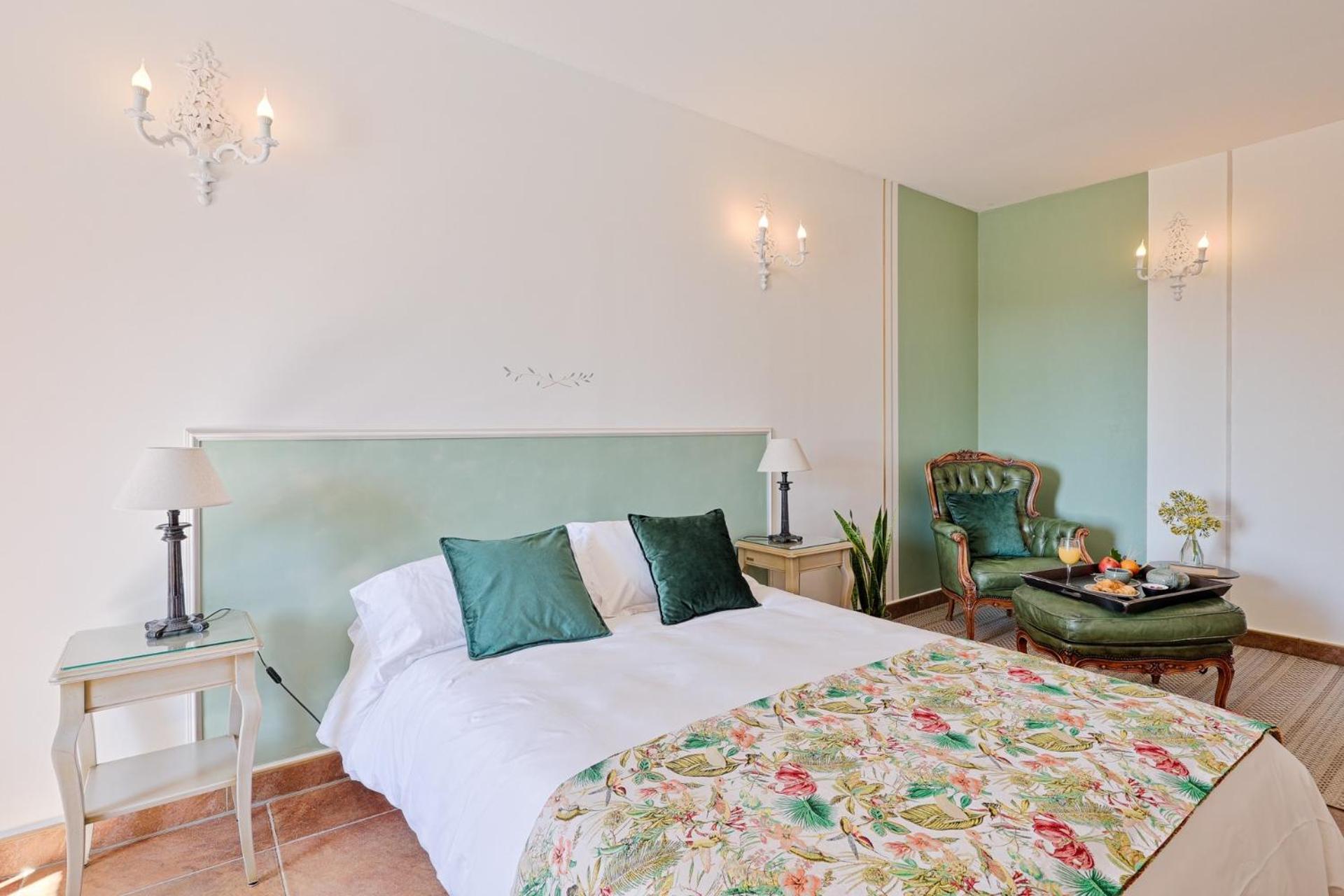 Du Cigalou - Les Collectionneurs Hotel 3*